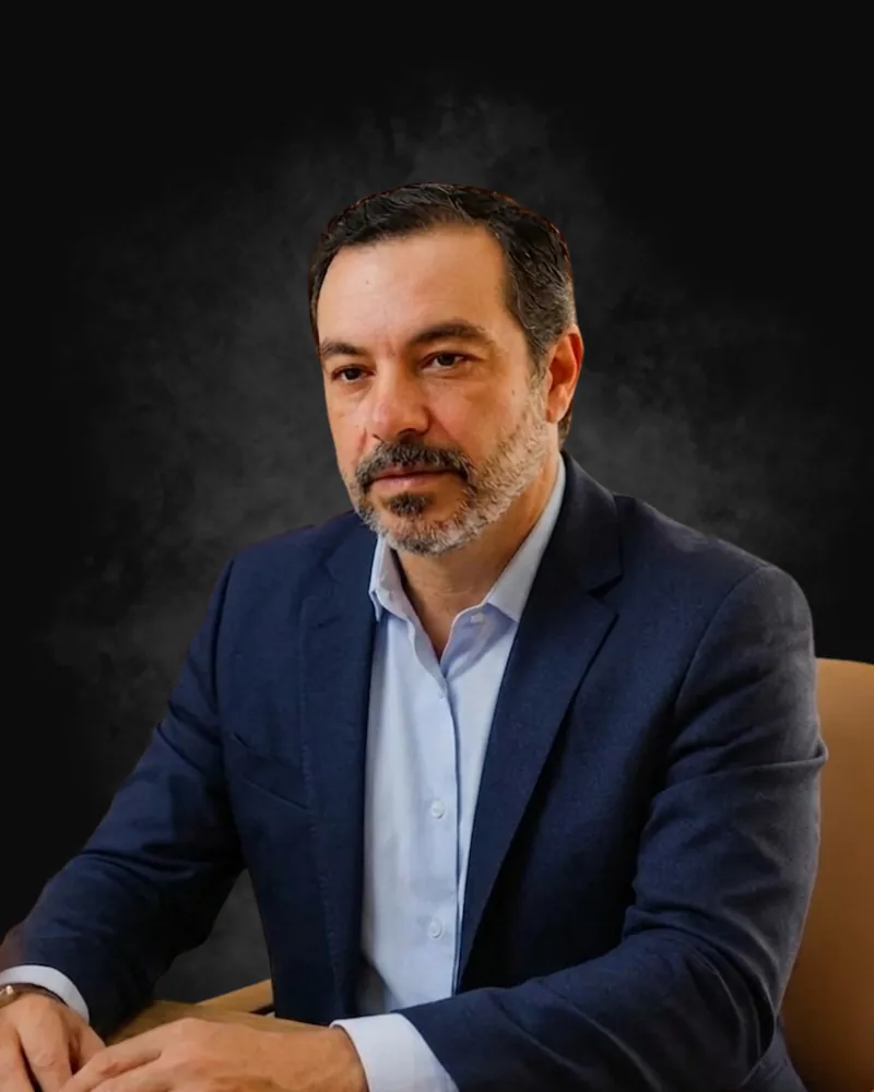 Dr. Julio Koury, ortopedista intervencionista